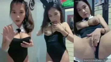 Cewek cantik cosplay colmek super nikmat poster